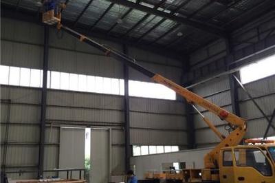 张家港特种设备出租服务详解 登高车与路灯车高效解决方案