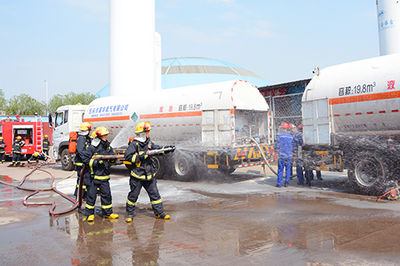 包头市质监局 筑牢安全防线，特种设备出租安全知识普及在行动